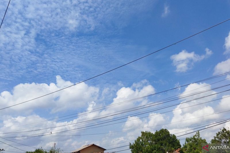 Jumat, BMKG prakirakan Bandung dan sebagian besar kota Indonesia cerah berawan