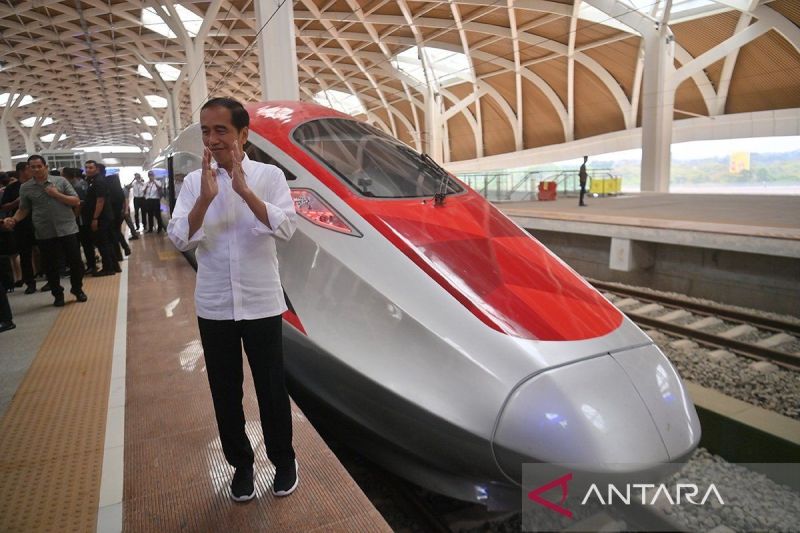 Kemenhub terbitkan surat persetujuan uji coba terbatas kereta cepat Jakarta-Bandung