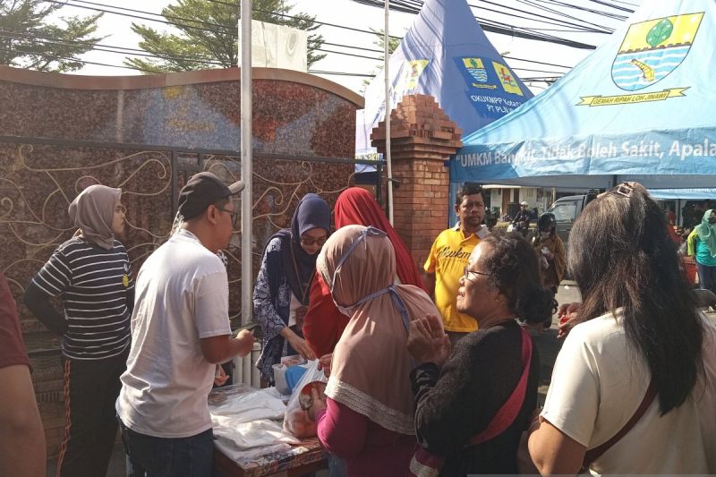 Kota Cirebon salurkan 10 ton beras bantu warga dan stabilisasi harga