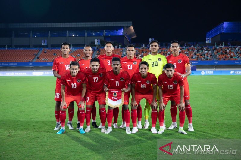 Timnas Indonesia tekuk Kirgistan 2-0 pada laga pembuka Grup F Asian Games