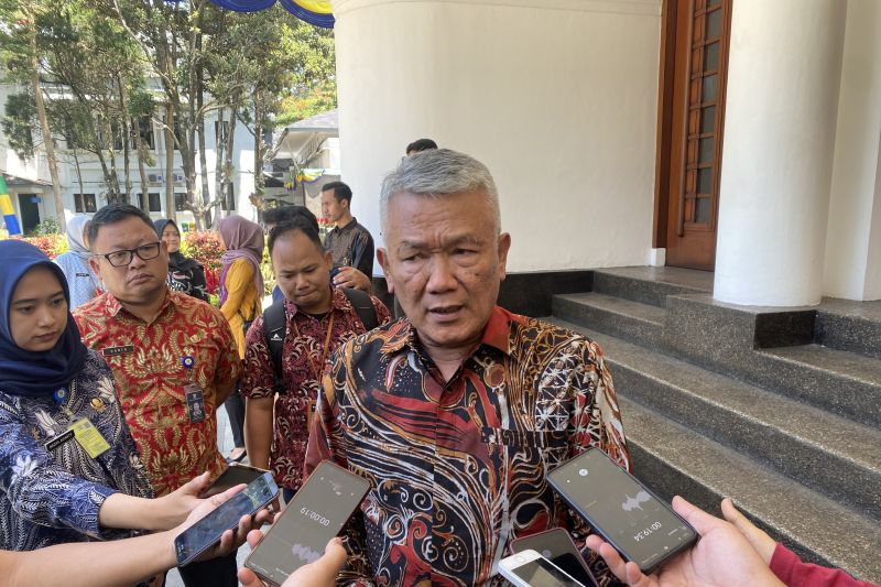 Pj Wali Kota Bandung usulkan perpanjang masa kedaruratan sampah