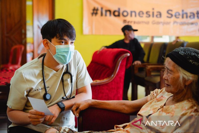 Relawan Ganjar Pranowo gelar pengobatan gratis di Jakarta dan Jawa Barat