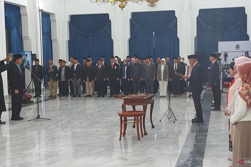 Muhammad Taufiq Budi Santoso dilantik jadi Pj Sekda Jabar