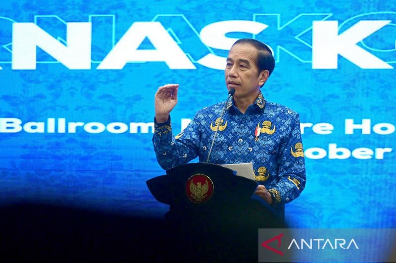 Presiden Jokowi akui pernah cabut 3.300 perda birokrasi rumit tapi kalah