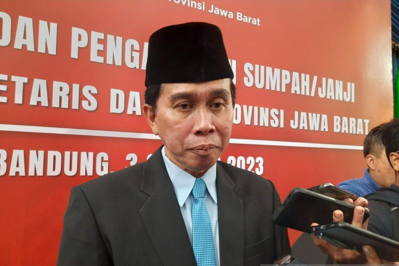 ASN dan jajaran BUMD Jabar dipersilakan mundur jika ingin berpolitik