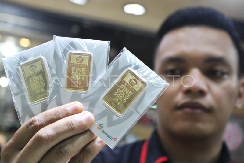 Fluktuasi harga emas batangan di Malang