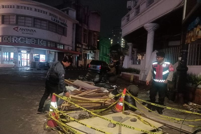 Satpol PP Kota Bandung tindak tegas pelanggar buang sampah