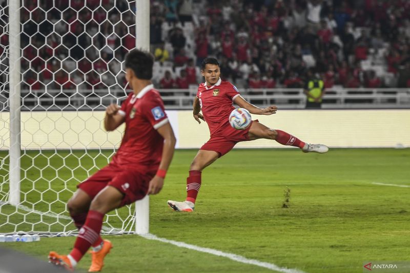 Erick Thohir sambut positif Dimas Drajad masuk top skor sementara kualifikasi Piala Dunia