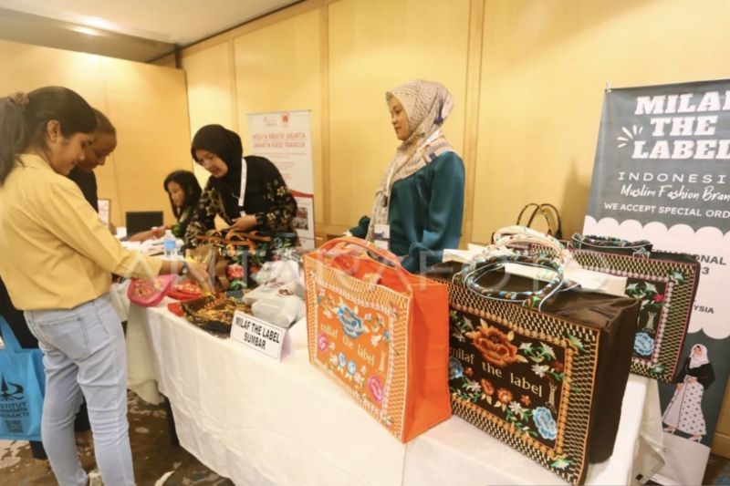 Konferensi dan table top Trisakti bareng Garuda di Kuala Lumpur