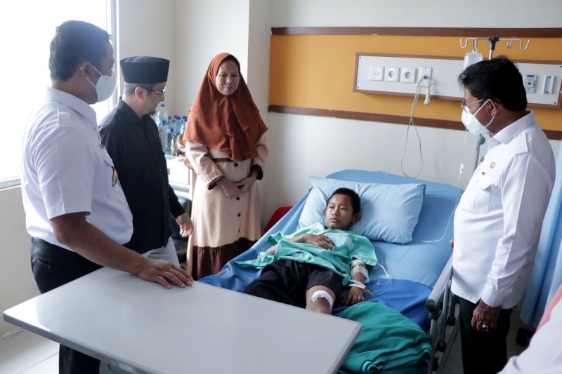 Wali Kota Tangerang: Enam santri alami kecelakaan di Cianjur dioperasi