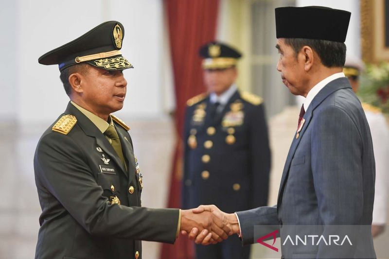 Jokowi: Jam Terbang Jenderal Agus Penuhi Syarat Calon Panglima TNI ...