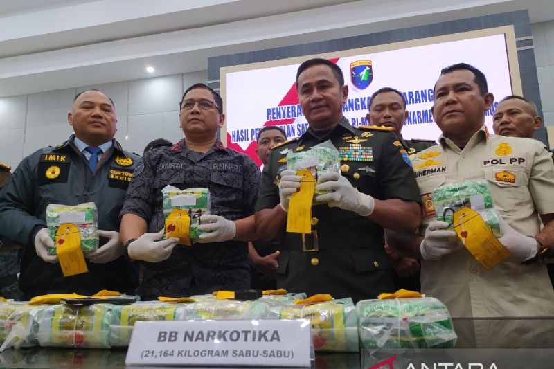 Kasad beri penghargaan prajurit TNI yang ungkap kasus narkoba di perbatasan RI-Malaysia