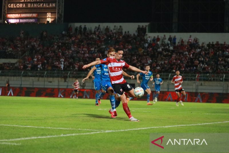 Madura United ditaklukkan Persib Bandung skor tipis 0-1