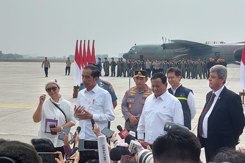 Presiden Jokowi lepas bantuan kemanusiaan untuk warga Palestina di Gaza