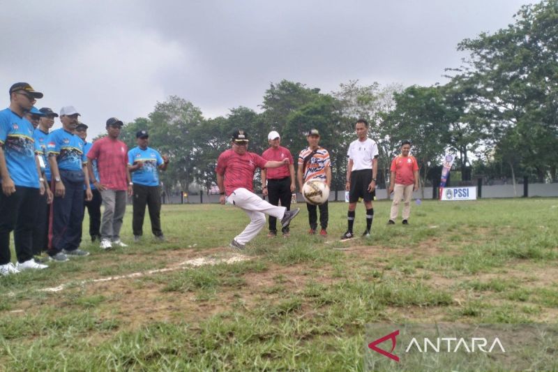 Tim dari Palangka Raya hingga Banjarmasin bertanding di Piala Askab PSSI Kapuas