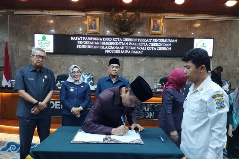 Eti Herawati ditetapkan sebagai Plt Wali Kota Cirebon