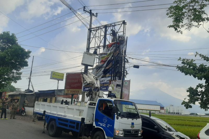 Bawaslu Garut temukan sejumlah APS caleg langgar aturan