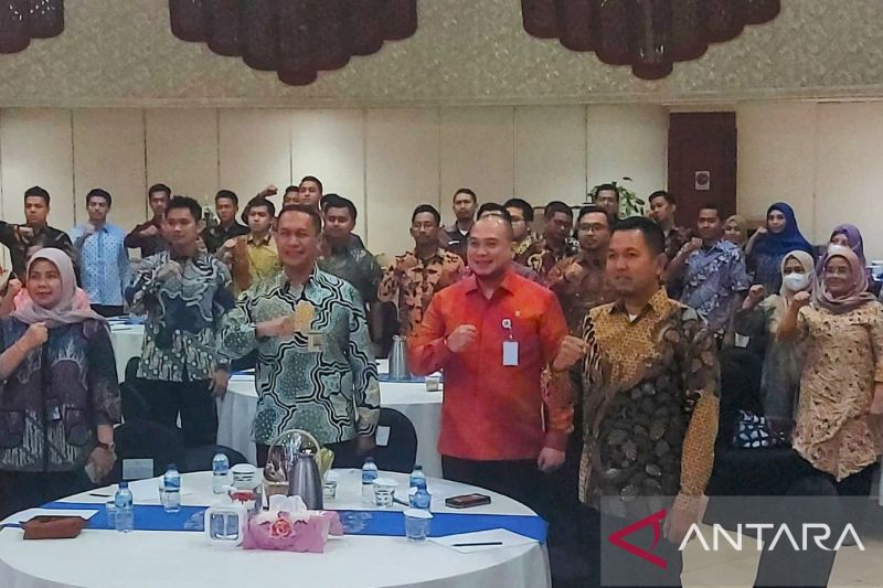 135 Pegawai Imigrasi Di Jakarta Utara Ikuti Latihan Komunikasi - ANTARA ...