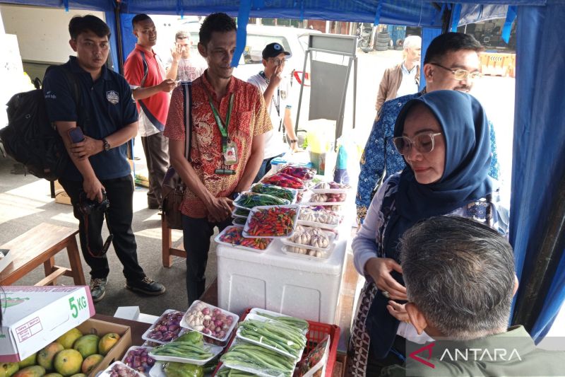 Bazar murah di Kota Cirebon efektif stabilkan harga kebutuhan pokok