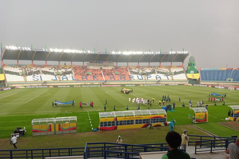 Pertandingan Selandia Baru vs Meksiko di stadion SJH Bandung ditunda akibat hujan