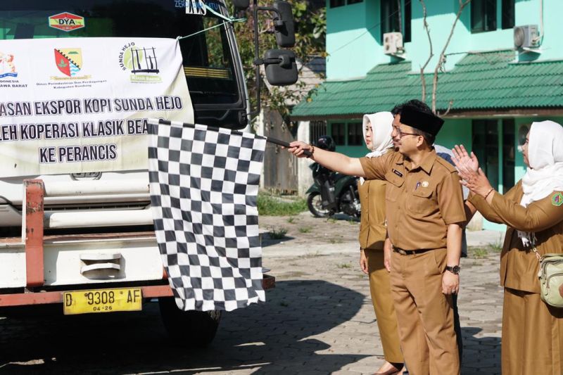 Kabupaten Bandung lepas ekspor 19,5 ton kopi ke Prancis