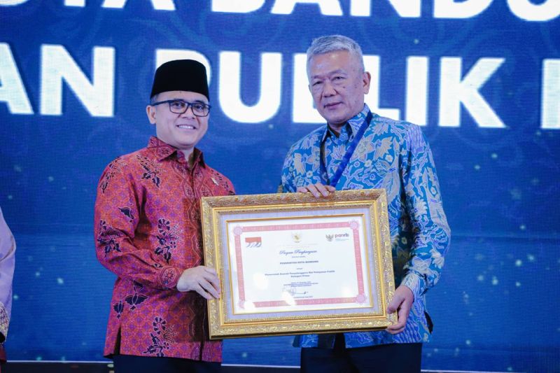 Pemkot Bandung raih penghargaan dari Kemenpan RB soal pelayanan publik