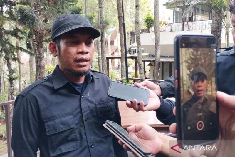 Bawaslu Garut: Alat peraga kampanye tidak boleh dipakukan pada pohon