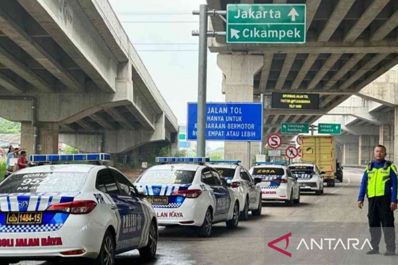 Jasamarga berlakukan buka tutup GT Cibitung dampak aksi buruh