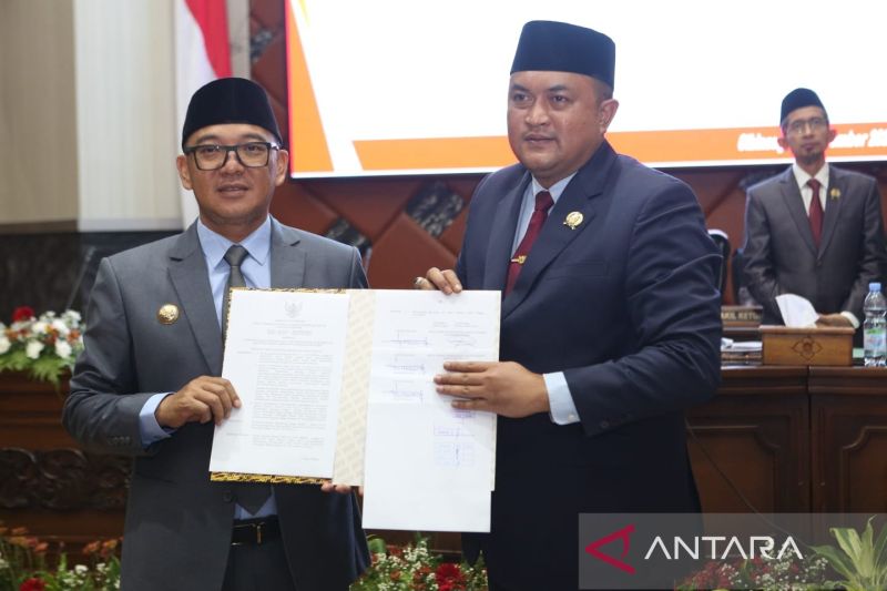 DPRD Bogor mengumumkan akhir masa jabatan bupati-wakil bupati  periode 2018-2023