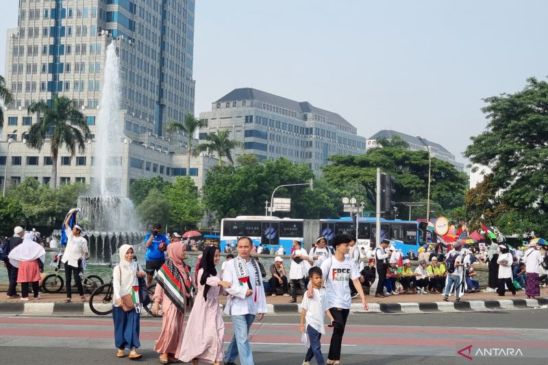 Sejumlah jalan protokol ditutup selama Munajat Kubro 212 di Monas