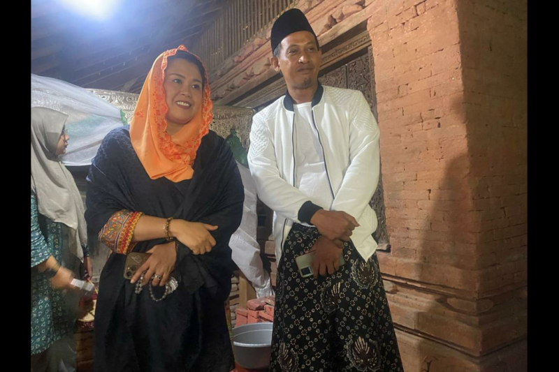 Yenny awali kampanye Ganjar-Mahfud ke makam Sunan Gunung Jati Cirebon