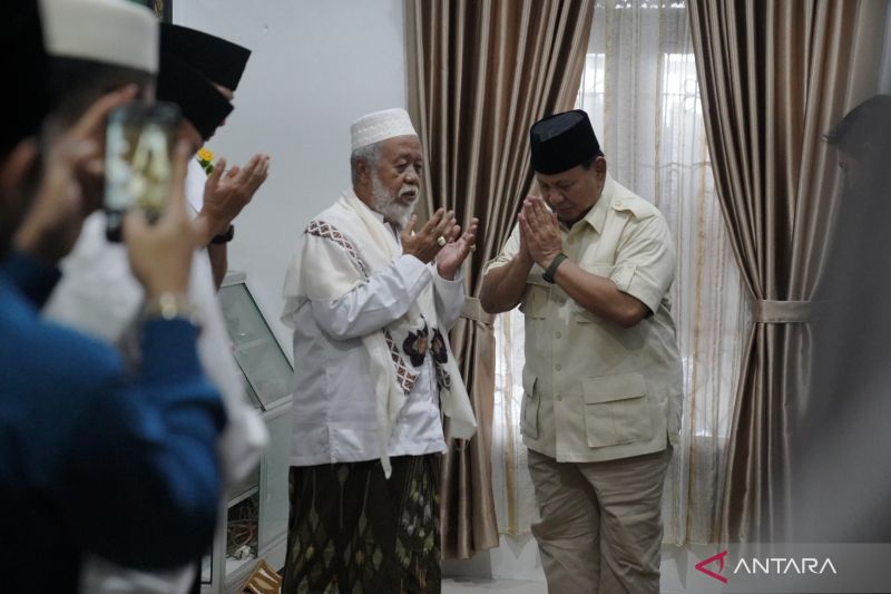 Kiai kharismatik Abuya Murtadho mendukung Prabowo di Pilpres 2024