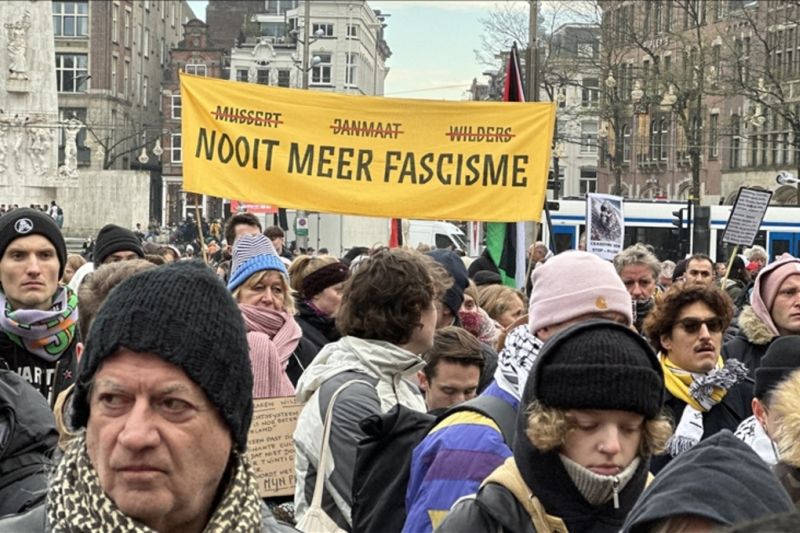 Warga Belanda unjuk rasa protes kebangkitan politisi ekstrem kanan Geert Wilders