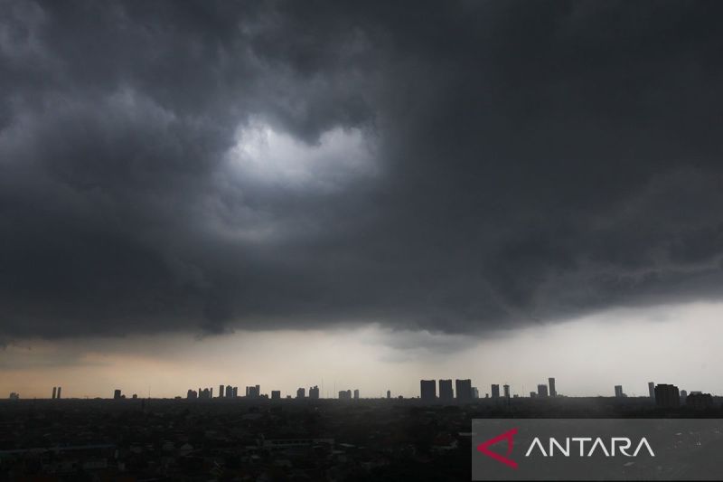 BMKG prakirakan hujan guyur Bandung dan kota di Indonesia