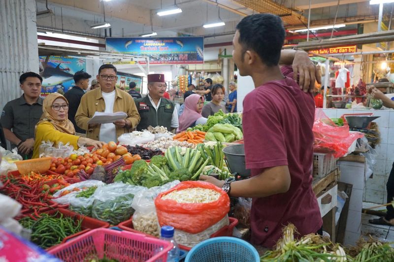 Wali Kota Sukabumi optimistis harga sembako stabil hingga penghujung tahun