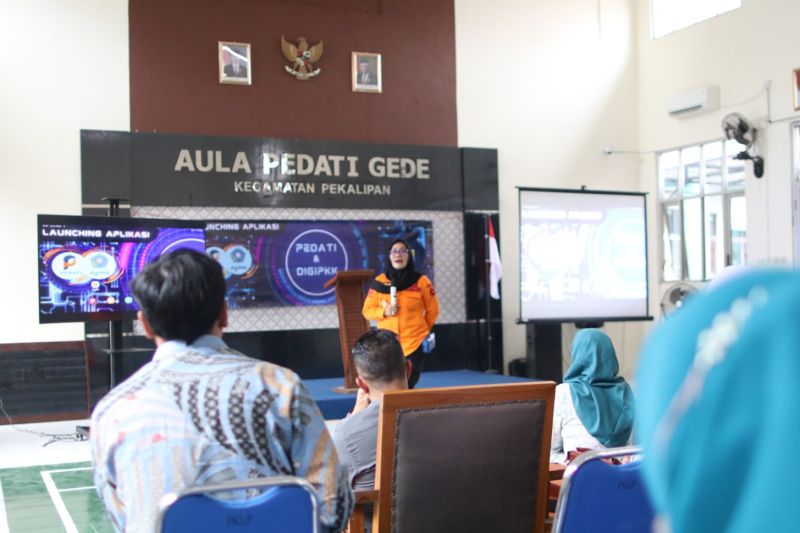 Pemkot Cirebon luncurkan 2 aplikasi baru permudah pelayanan publik