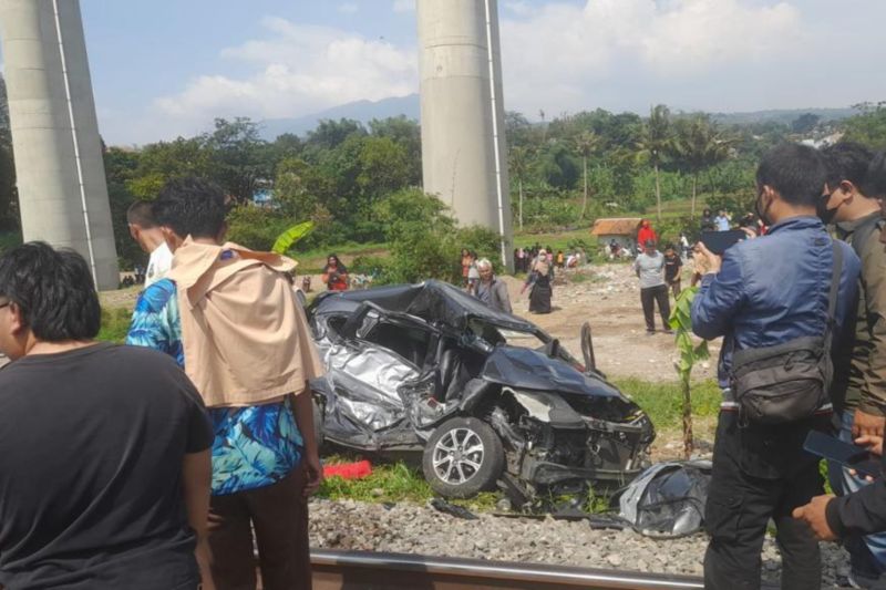 Daop 2 Bandung berkoordinasi untuk cegah kecelakaan di pelintasan