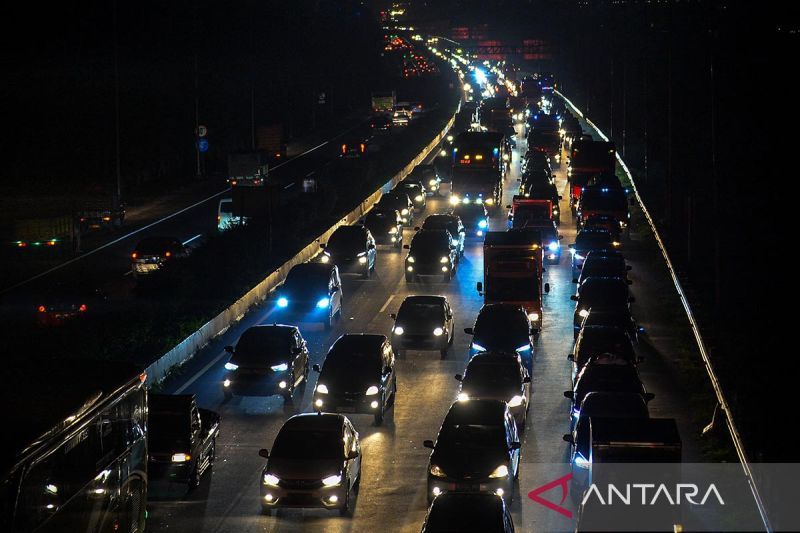 Kemacetan di simpang susun Cileunyi