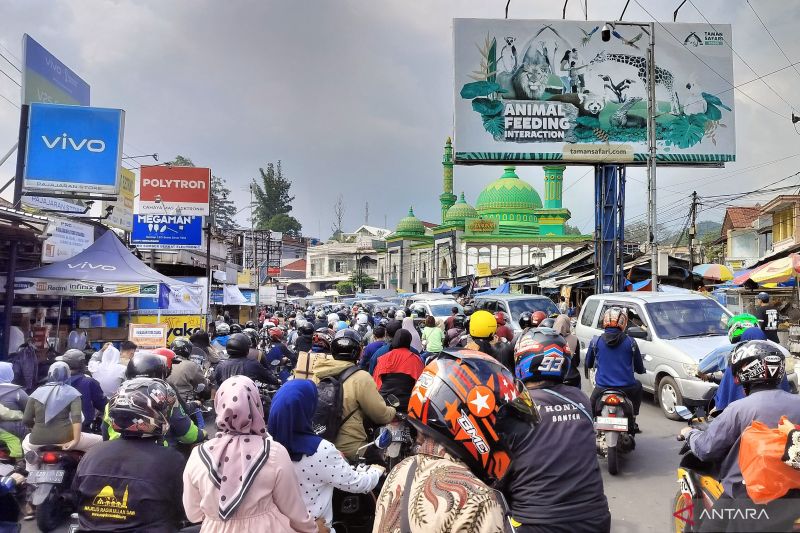 Polres Bogor: Rekayasa lalu lintas Jalur Puncak berlaku hingga Tahun Baru 2024