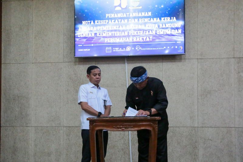 Pemkot Bandung teken MoU dengan Kementerian PUPR bangun Rusun Cisaranten