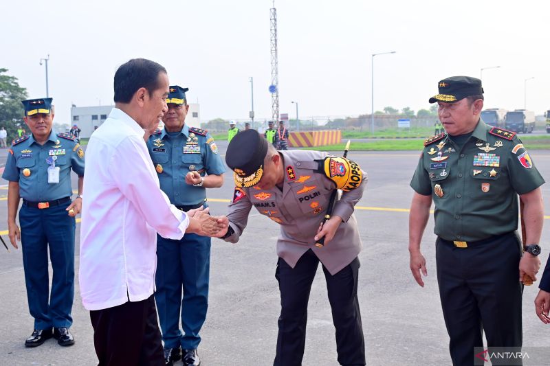 Presiden Jokowi kunker ke Sulawesi Utara resmikan BTS 4G dan Satelit Satria-1