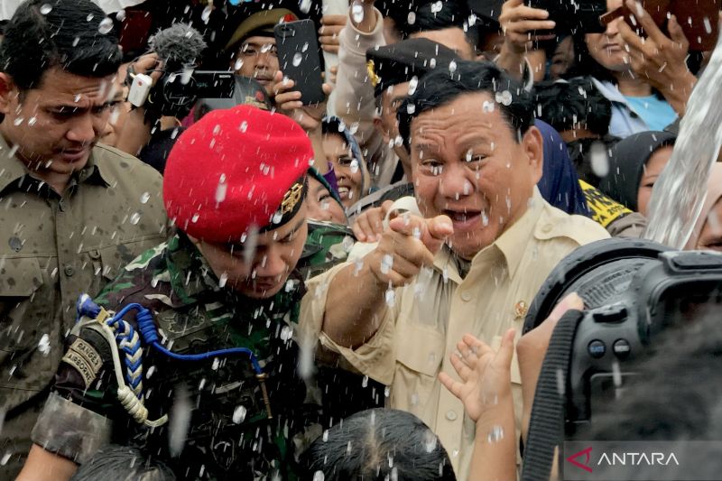 Warga Sukabumi curhat kepada Prabowo masih ada daerah susah dapatkan air bersih