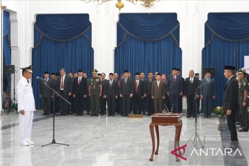 Bey berpesan pada Pj Bupati Bogor agar berkantor di Parung Panjang