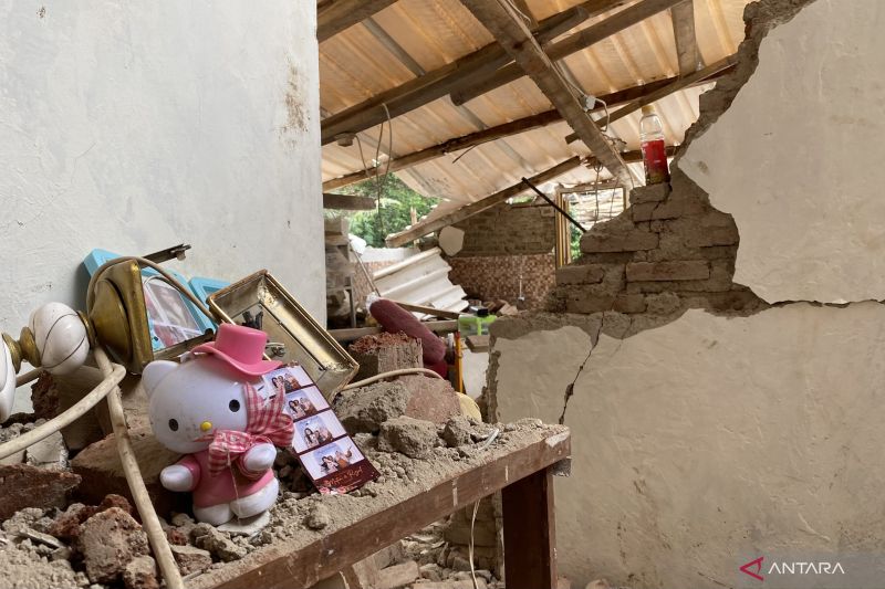 Pemkab Sumedang tetapkan status tanggap darurat bencana gempa bumi