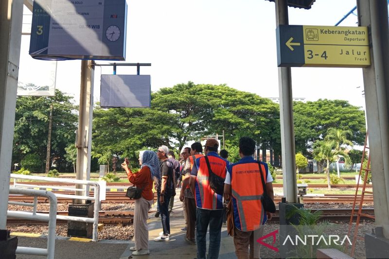 70.830 penumpang turun di stasiun wilayah Daop 3 Cirebon selama libur akhir tahun
