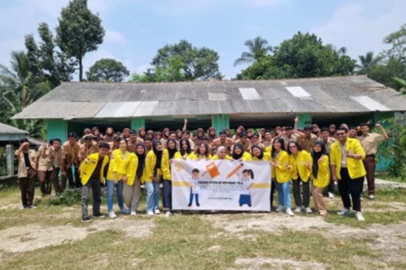 UI bekali siswa penulisan wisata Cigombong Bogor