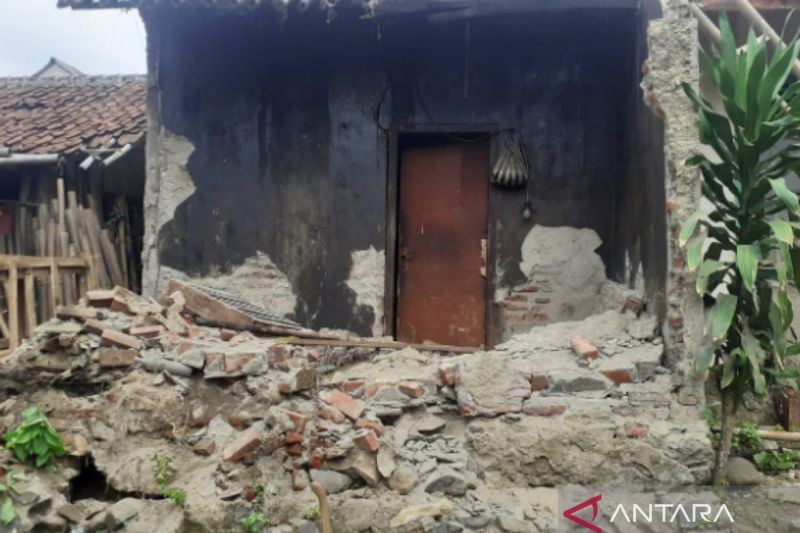 BPBD catat sejumlah rumah di Kabupaten Sukabumi rusak akibat gempa M5,9