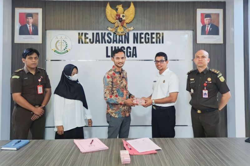 Kejari Lingga Terima Pengembalian Kerugian Negara Rp120 Juta Dari