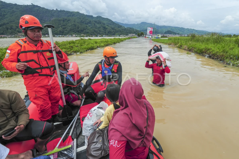 Banjir di Sungai Penuh Jambi