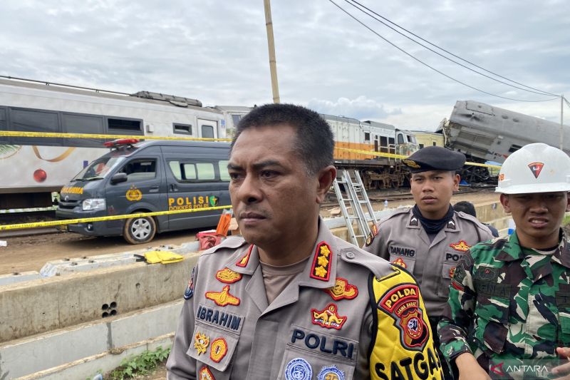 4 Orang meninggal akibat kecelakaan kereta api di Bandung